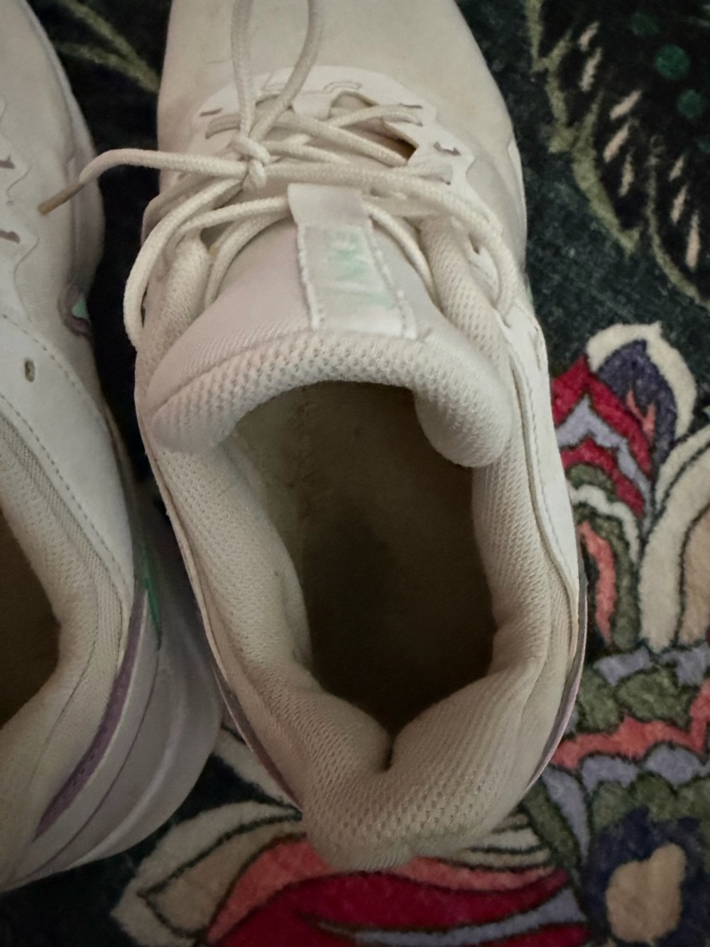 3/$25 ✨ Nike Legend Essential 2 White Mint Pink Training Shoes Women’s 11 - Picture 6 of 11